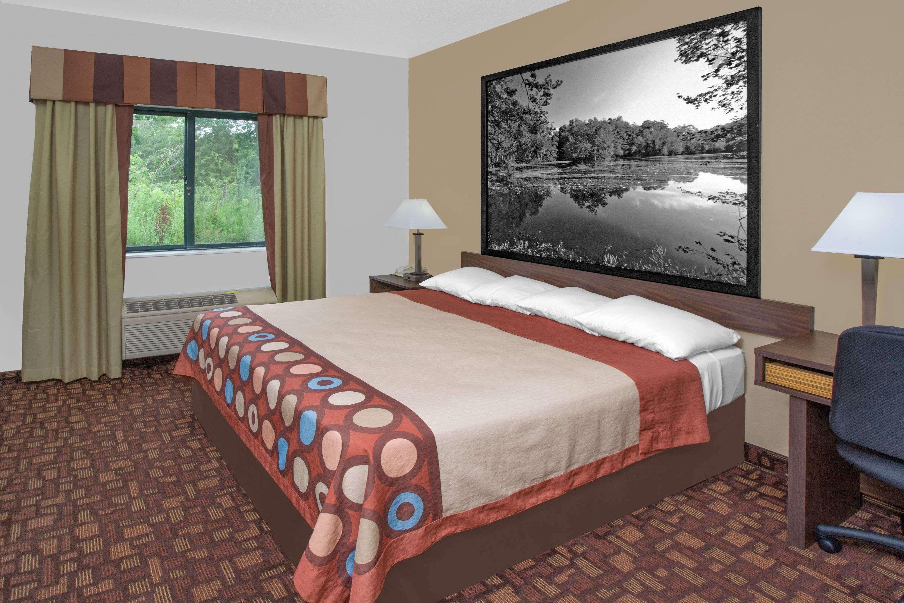 Super 8 By Wyndham Three Rivers Esterno foto